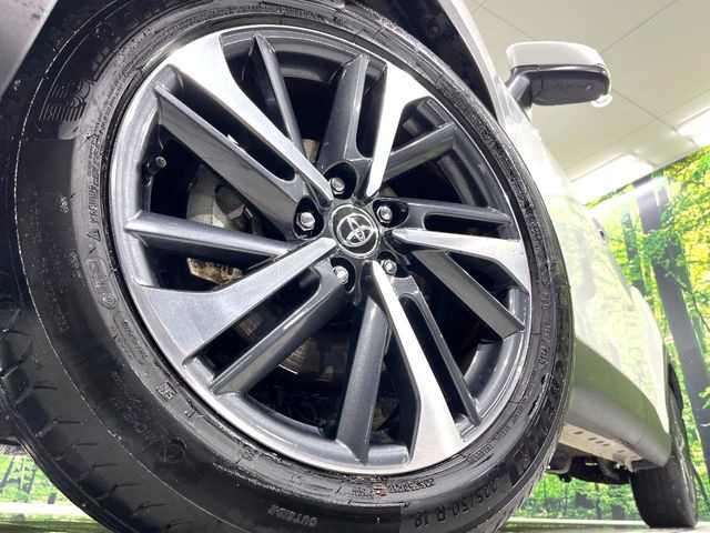 �y����18�C���`�A���~�z�C�[���z�O�ςɃ}�b�`���������A���~�z�C�[���𑕒����Ă���܂��B�e��ЊO�A���~�z�C�[����A�X�^�b�h���X�^�C�����戵�����Ă���܂��B���񂲑��k����������