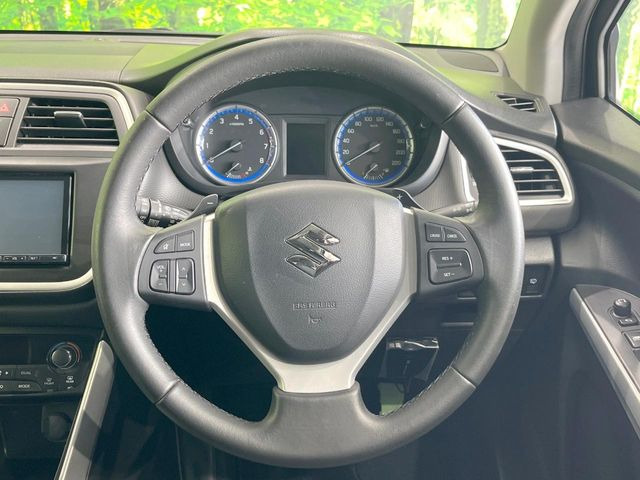 �y�����v�����X�e�A�����O�z�㎿�Ȋv���g�p���邱�ƂŁA��ɂ����������݂ƂĂ��^�]���₷���n���h���ł���