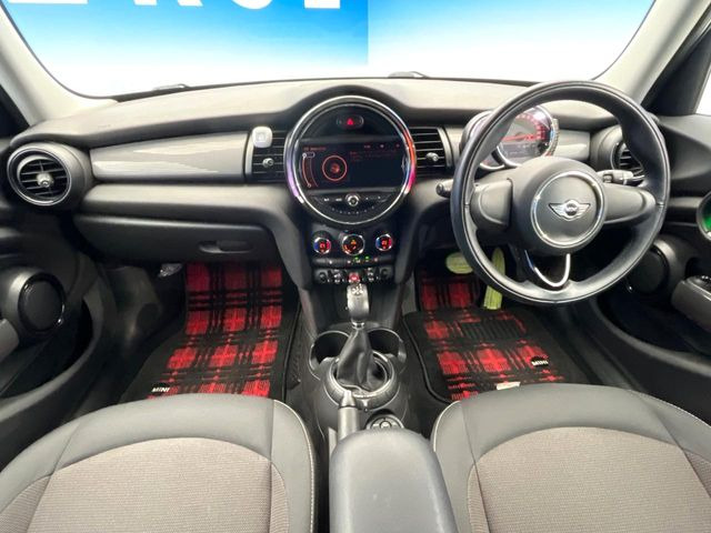 �A���ԃO���[�v���݌ɐ���2,000��!�S���̌n��X���烁�[�J�[�E�Ԏ��킸���Љ�o����̂ŁA���Ȃ��Ƀs�b�^���̂��Ԃ�������͂��ł���܂��͂��₢���킹��������