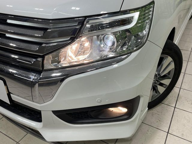 �yHID�w�b�h���C�g�z���ɖ��邭�O�����Ƃ炵�Ă����̂ŁA���V����Ԃ̑��s�������E�ǍD�ň��S���Ă���肢�������܂��B