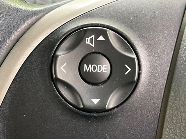 �y�X�e�A�����O�X�C�b�`�z�^�]���A�O������ڐ������炷���ƂȂ��A�I�[�f�B�I���̑��삪�\�ȕ֗��@�\!���S&���K�ȃh���C�u�����o���Ă���܂���