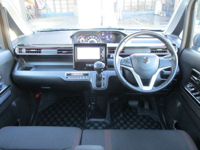 ワゴンRスティングレーハイブリッド(HYBRID) X 4WD