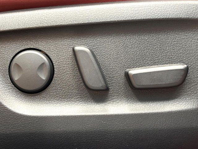 �y�^�]��10WAY�p���[�V�[�g�z���N���C�j���O����V�[�g���t�^�[�܂ŁA�X�C�b�`��ŊȒP�ɃV�[�g�̔��������\!�����ɍœK�ȃV�[�g�|�W�V�����ɃZ�b�g���āA���K�ȃh���C�u�����y���݂��������B