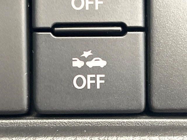 �y�X�Y�L �Z�[�t�e�B�T�|�[�g�z���s���ɑO���̎ԗ�����F�����A�Փ˂������Ȏ��͌x��ƃu���[�L�ŏՓˉ���Ɣ�Q�y�����A�V�X�g�B�����S�Ƀh���C�u�����y���݂��������܂��B