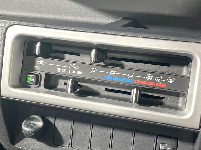 ���S�̍Œ�10�N�E���s�������ۏ�(�L��)�����p�ӁB�ۏؓ��e���[���͂������A�����_��&�I�C��������A�N�����x�̑S���E24���ԃ��[�h�T�[�r�X���t�т���Ă���܂��̂ł����S�������B