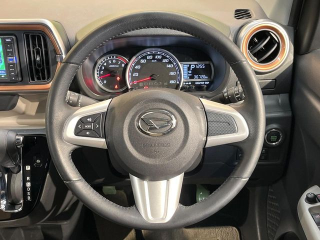 �y�����v�����X�e�A�����O�z�㎿�Ȋv���g�p���邱�ƂŁA��ɂ����������݂ƂĂ��^�]���₷���n���h���ł���