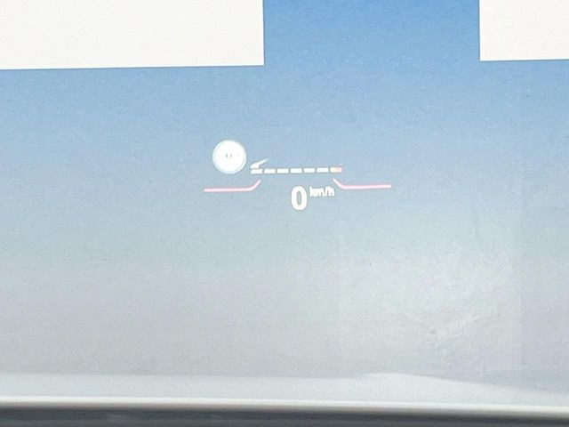 ���w�b�h�A�b�v�f�B�X�v���C:���݂̑��x�⑖�s�����f�W�^���\���ŉ^�]�ȑO���̃K���X�ɓ��e!�^�]���A���������炳���K�v�ȏ����m�F�ł���̂łƂ��Ă��֗��ň��S!