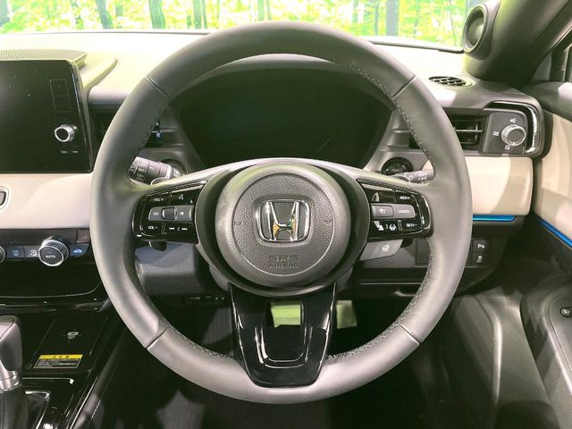 �y�����v�����X�e�A�����O�z�㎿�Ȋv���g�p���邱�ƂŁA��ɂ����������݂ƂĂ��^�]���₷���n���h���ł���