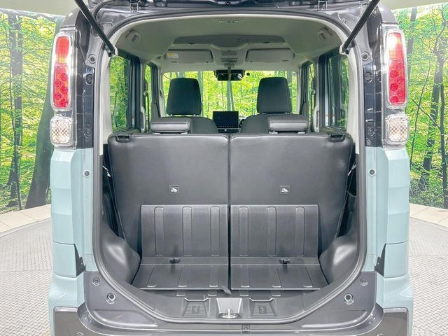 ���i�̂���������ʋ΁A���}���ɏ\���ȉ׎��X�y�[�X���m�ۂ��Ă���܂��B�Z�J���h�V�[�g��|���ƁA�傫�ȉו��̐ύڂ��\�ł���