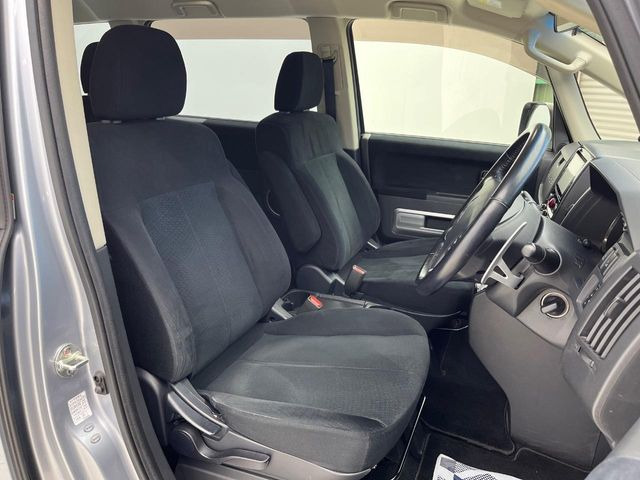 �^�]�ȃV�[�g���͎g�p�������Ȃ��A�ǍD�ȏ�ԂƂȂ��Ă��܂��B���J�Ɏg���Ă������Ƃ��悭�킩��܂��ˁB