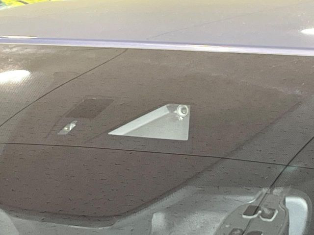 �y�X�}�[�g�V�e�B�u���[�L�T�|�[�g�z�ᑬ���s���ɑO���̎ԗ�����F�����A�Փ˂������Ȏ��͌x��ƃu���[�L�ŏՓˉ���Ɣ�Q�y�����A�V�X�g�B�����S�Ƀh���C�u�����y���݂��������܂��B