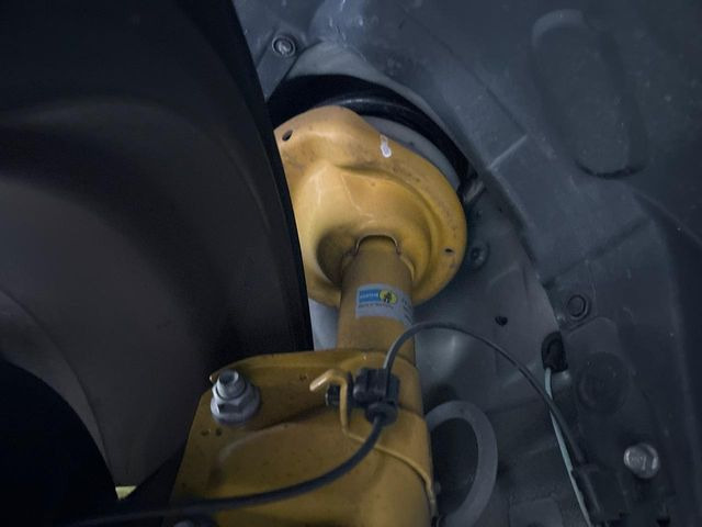 �y�r���V���^�C�����_���p�[�z�������s���̎ԗ����萫�����コ���Ă����l�C�̑����B�X���̏��S�n���]���ɂ����A�X�|�[�e�B�ȑ��s�����y���݂��������܂���