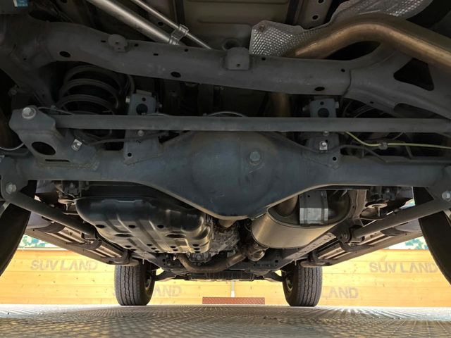 ����肪���ꂢ�Ȃ����ɁA�h�K���H�̎{�H���I�X�X���B�~��n��͂������A���ݕ��ɂ��Z���̕���A��Ń}�����E�E�B���^�[�X�|�[�c���������ɂ��D�]���������Ă���܂��B