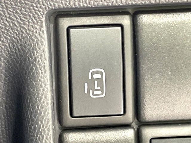 �y�p���[�X���C�h�h�A�z�X�}�[�g�L�[��^�]�Ȃ̃X�C�b�`�ŃX���C�h�h�A�̊J���\���d��������͂����ăh�A���J����K�v�������A���������q�l�ł��A�d���ו��������Ă��鎞�����N�ɊJ���߂ł��܂���