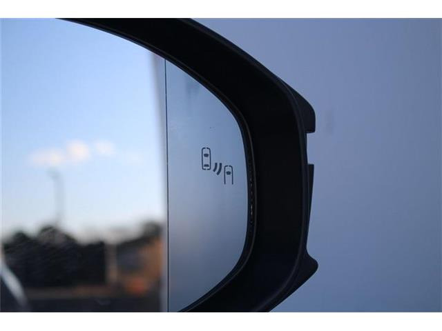 こだわりがあってなかなか気に入ったお車がないそこのお客様!全国のオークションからピッタリの1台を探すことが可能です。ぜひ一度お問い合わせください。