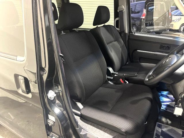 �^�]�ȃV�[�g���͎g�p�������Ȃ��A�ǍD�ȏ�ԂƂȂ��Ă��܂��B���J�Ɏg���Ă������Ƃ��悭�킩��܂��ˁB