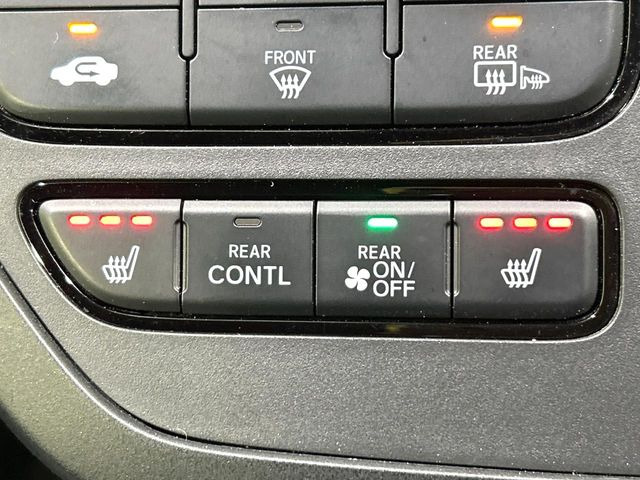 �y�V�[�g�q�[�^�[�z�������ɏd�󂷂�V�[�g�q�[�^�[!�G�A�R����葁�����܂��Ă����̂Ŋ�����̐l�����S�ł��ˁ�G�A�R���̉����͊������邩����A�Ƃ������ɂ����������߂ł��B