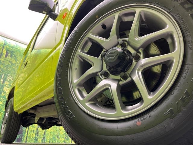 �y����16�C���`�A���~�z�C�[���z�O�ςɃ}�b�`���������A���~�z�C�[���𑕒����Ă���܂��B�e��ЊO�A���~�z�C�[����A�X�^�b�h���X�^�C�����戵�����Ă���܂��B���񂲑��k����������