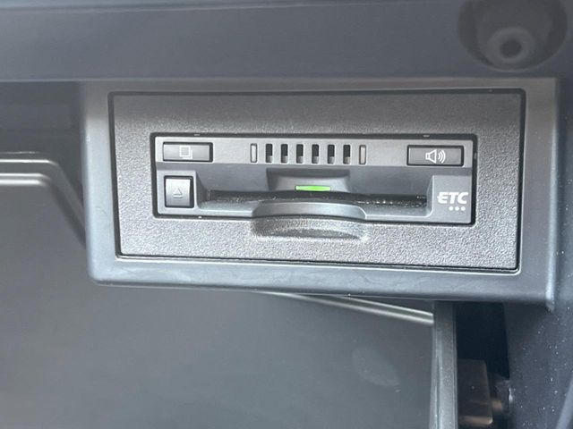 【ETC】高速道路の料金所をストレスなく通過!話題のスポットやサービスエリアに多い「スマートIC」利用時は必須のアイテムです。当店でセットアップを実施、ご納車当日からすぐにご利用いただけます!