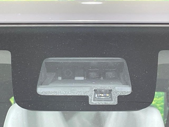 �y�X�Y�L �Z�[�t�e�B�T�|�[�g�z���s���ɑO���̎ԗ�����F�����A�Փ˂������Ȏ��͌x��ƃu���[�L�ŏՓˉ���Ɣ�Q�y�����A�V�X�g�B�����S�Ƀh���C�u�����y���݂��������܂��B