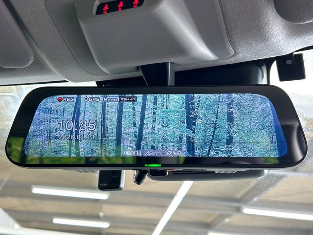 �y�f�W�^���C���i�[�~���[�z��Ȃ̑傫�ȉו��⓯��҂Ō�����m�F���Â炢���ł����S!�J�������B�e�����ԗ�����̉f�������[���~���[���ɕ\���B�N���A�Ȏ��E�ŏ󋵂̊m�F���\�ł�!