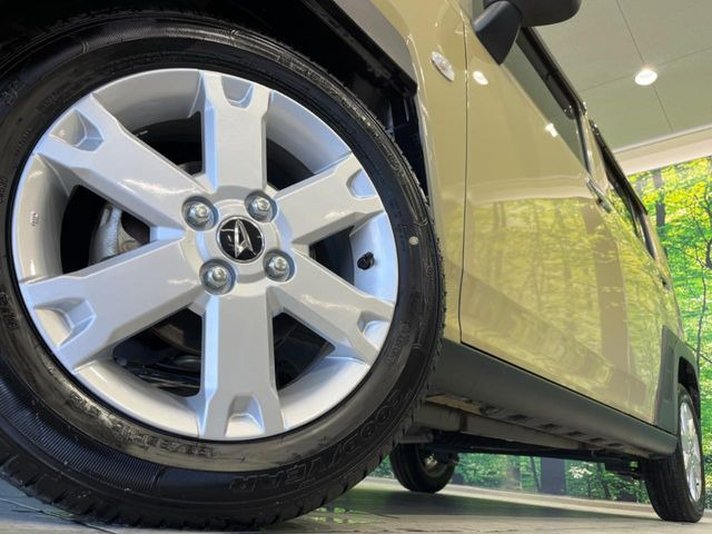 �y����15�C���`�A���~�z�C�[���z�O�ςɃ}�b�`���������A���~�z�C�[���𑕒����Ă���܂��B�e��ЊO�A���~�z�C�[����A�X�^�b�h���X�^�C�����戵�����Ă���܂��B���񂲑��k����������