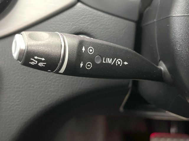 ���f�B�X�g���j�b�N�v���X:�s�s�A�x�O�A�������H�Ȃǂ̑��s���ɁA�X�e���I�}���`�p�[�p�X�J�����ƃ��[�_�[�Z���T�[�ɂ��A�O���Ԃ�F�����đ��x�ɉ������Ԋԋ������ێ����鎟����̃N���R��!