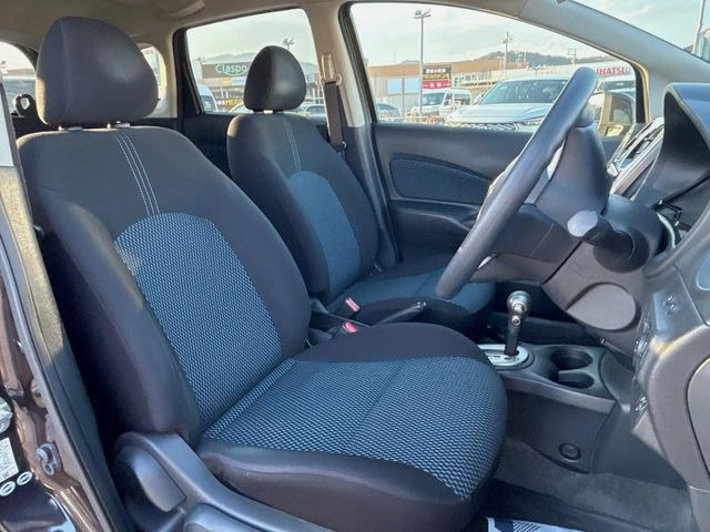 �^�]�Ȃ܂��ɂ͏\���ȃX�y�[�X������A�啿�ȕ��ł��������^�]���Ă�����������ł��B