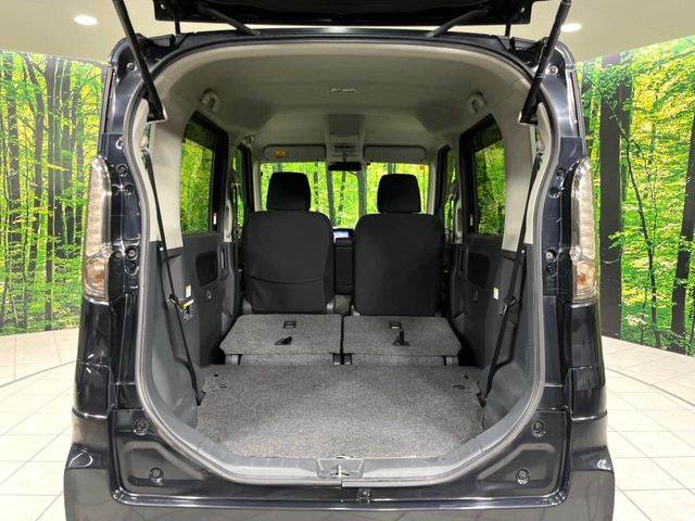 ���i�̂���������ʋ΁A���}���ɏ\���ȉ׎��X�y�[�X���m�ۂ��Ă���܂��B�Z�J���h�V�[�g��|���ƁA�傫�ȉו��̐ύڂ��\�ł���