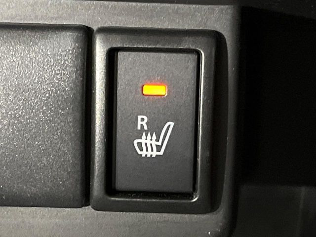 �y�V�[�g�q�[�^�[�z�������ɏd�󂷂�V�[�g�q�[�^�[!�G�A�R����葁�����܂��Ă����̂Ŋ�����̐l�����S�ł��ˁ�G�A�R���̉����͊������邩����A�Ƃ������ɂ����������߂ł��B