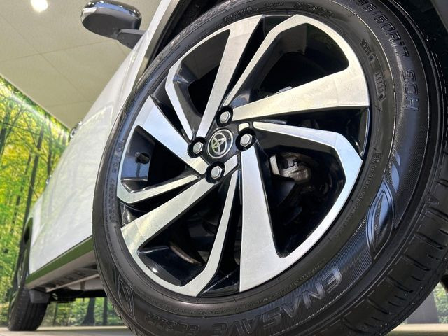 �y����17�C���`�A���~�z�C�[���z�O�ςɃ}�b�`���������A���~�z�C�[���𑕒����Ă���܂��B�e��ЊO�A���~�z�C�[����A�X�^�b�h���X�^�C�����戵�����Ă���܂��B���񂲑��k����������