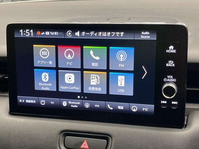 �y9�C���` �z���_�R�l�N�g�f�B�X�v���C�z���F���̍������ʃf�B�X�v���C�Ńi�r�̎g�p��A�������̃X�}�[�g�t�H���ƘA�g����bluetooth�ł̉��y�Đ����\�ł���