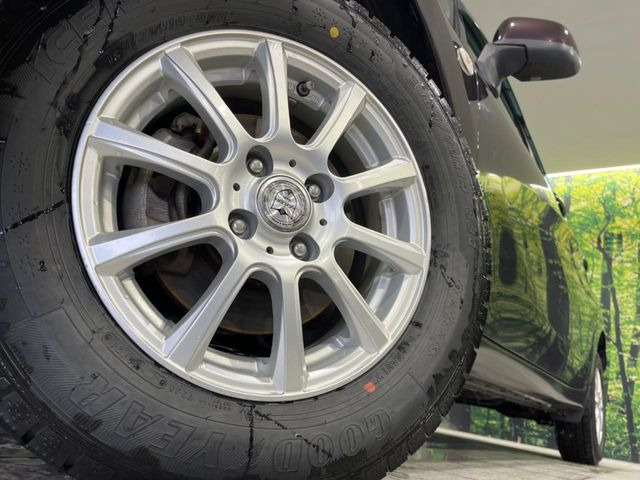 �y14�C���`�A���~�z�C�[���z�O�ςɃ}�b�`�����A���~�z�C�[���𑕒����Ă���܂��B�e��A���~�z�C�[����A�X�^�b�h���X�^�C�����戵�����Ă���܂��B���񂲑��k����������