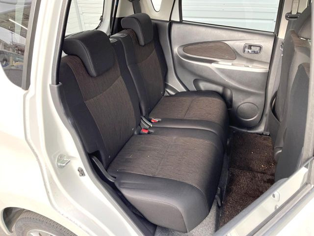 �L�X�Ƃ���2��ڃV�[�g�͋��Z���������A���S�n�����K!�F�B��Ƒ��Ƃ̂��o�����ɂ҂�����ł��B�x�r�[�V�[�g��`���C���h�V�[�g�g�p�������K�ɂ��߂�������������\���ȋ�Ԃ��m�ۂ��Ă��܂��B