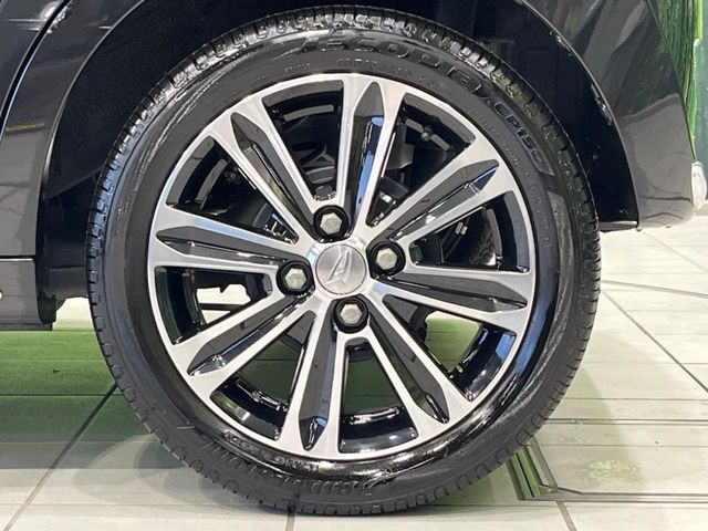 �y����15�C���`�A���~�z�C�[���z�O�ςɃ}�b�`���������A���~�z�C�[���𑕒����Ă���܂��B�e��ЊO�A���~�z�C�[����A�X�^�b�h���X�^�C�����戵�����Ă���܂��B���񂲑��k����������