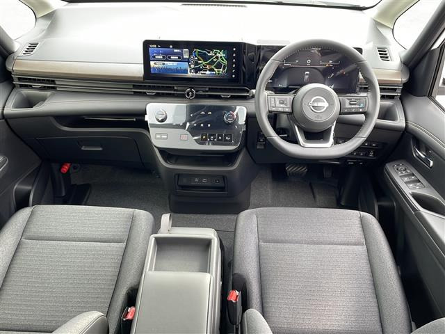 セレナ1.4 e-POWER ハイウェイスターV