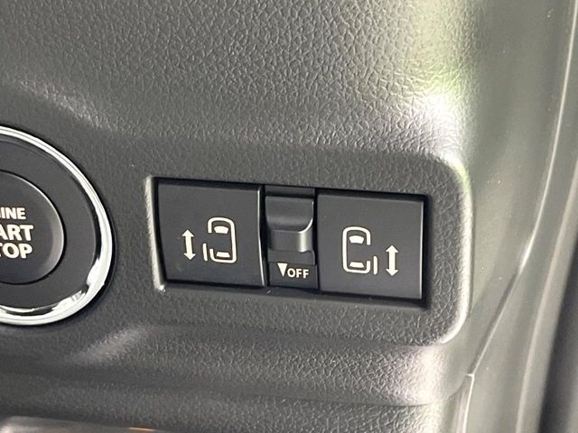 �y�����p���[�X���C�h�h�A�z�X�}�[�g�L�[��^�]�Ȃ̃X�C�b�`�Ō�ȗ����X���C�h�h�A�̊J���\���d��������͂����ăh�A���J����K�v�������A�����Ȃ��q�l�ł��ȒP�ɊJ���߂ł����K�ł���