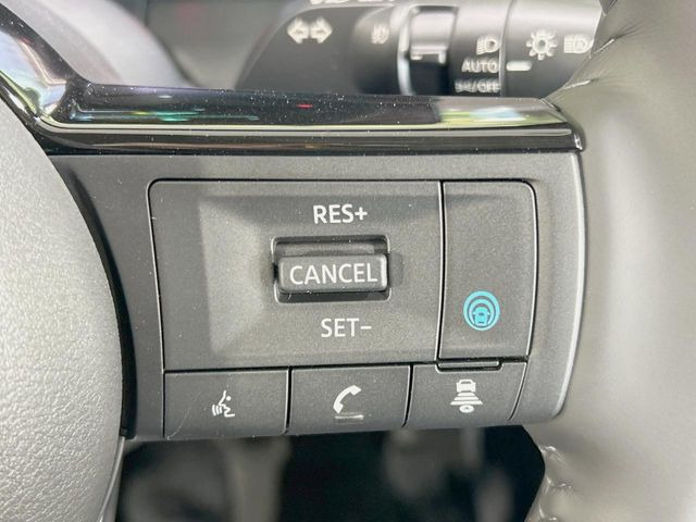 �y�v���p�C���b�g�z�������H�ł̒��������s���y��!!�a�؎��Ə��񑖍s�̃V�[���ŁA�A�N�Z���E�u���[�L�E�X�e�A�����O�������Ő��䂵�A�������^�]�̕��S���y�����Ă���܂���