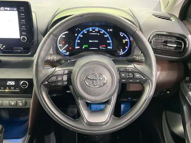 �y�����v�����X�e�A�����O�z�㎿�Ȋv���g�p���邱�ƂŁA��ɂ����������݂ƂĂ��^�]���₷���n���h���ł���