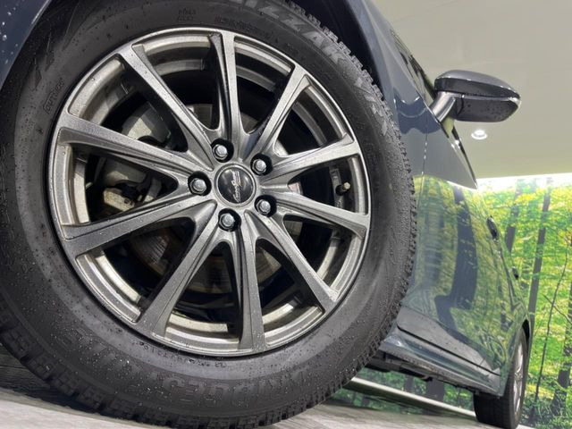 �y16�C���`�A���~�z�C�[���z�O�ςɃ}�b�`�����A���~�z�C�[���𑕒����Ă���܂��B�e��A���~�z�C�[����A�X�^�b�h���X�^�C�����戵�����Ă���܂��B���񂲑��k����������