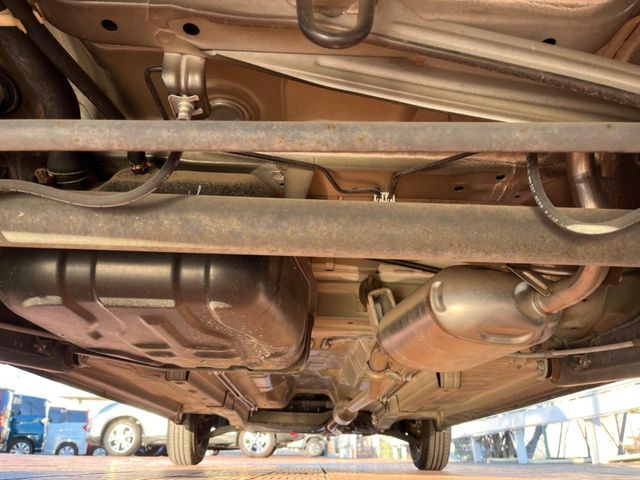 ����肪���ꂢ�Ȃ����ɁA�h�K���H�̎{�H���I�X�X���B�~��n��͂������A���ݕ��ɂ��Z���̕���A��Ń}�����E�E�B���^�[�X�|�[�c���������ɂ��D�]���������Ă���܂��B