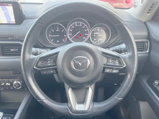 �y�����v�����X�e�A�����O�z�㎿�Ȋv���g�p���邱�ƂŁA��ɂ����������݂ƂĂ��^�]���₷���n���h���ł���