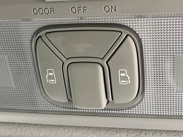 �y�����p���[�X���C�h�h�A�z�X�}�[�g�L�[��^�]�Ȃ̃X�C�b�`�Ō�ȗ����X���C�h�h�A�̊J���\���d��������͂����ăh�A���J����K�v�������A�����Ȃ��q�l�ł��ȒP�ɊJ���߂ł����K�ł���