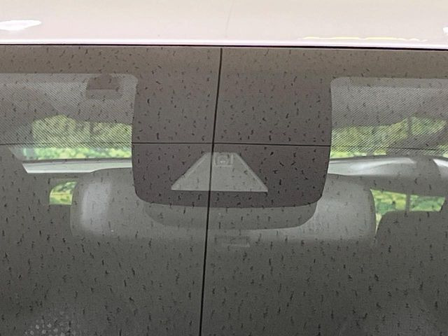 �y�g���^�Z�[�t�e�B�Z���X�z���s���ɑO���̎ԗ�����F�����A�Փ˂������Ȏ��͌x��ƃu���[�L�ŏՓˉ���Ɣ�Q�y�����A�V�X�g�B�����S�Ƀh���C�u�����y���݂��������܂��B