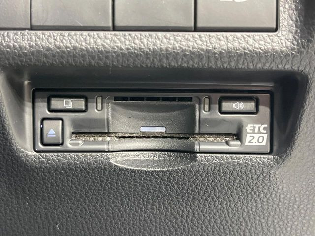 【ETC】高速道路の料金所をストレスなく通過!話題のスポットやサービスエリアに多い「スマートIC」利用時は必須のアイテムです。当店でセットアップを実施、ご納車当日からすぐにご利用いただけます!