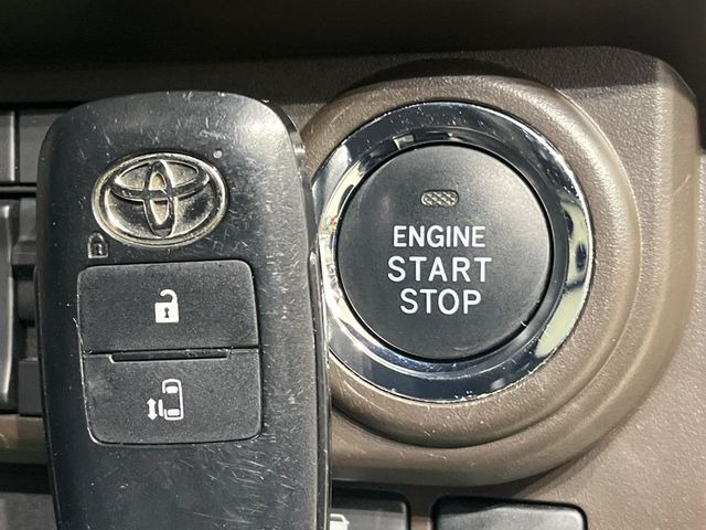 �y�X�}�[�g�L�[�z�J�o����|�P�b�g�ɓ��ꂽ�܂܂ł��h�A�̎{���E�������\�ȃX�}�[�g�L�[�𑕔��B�G���W���̃I���E�I�t�����J�M�����o���K�v����������Ƃ��Ă��֗��ł���