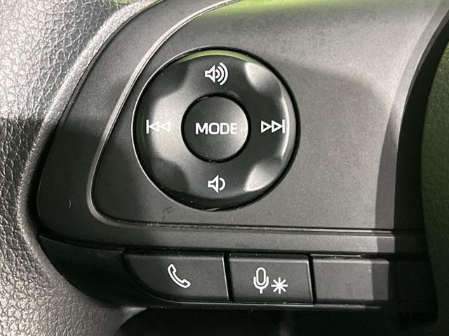 �y�X�e�A�����O�X�C�b�`�z�^�]���A�O������ڐ������炷���ƂȂ��A�I�[�f�B�I���̑��삪�\�ȕ֗��@�\!���S&���K�ȃh���C�u�����o���Ă���܂���