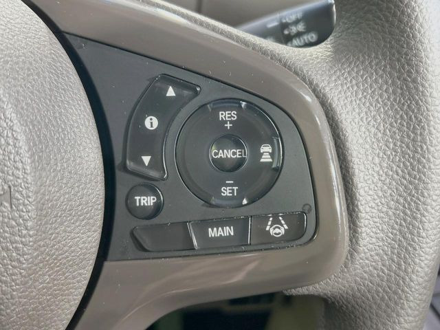 �y�A�_�v�e�B�u�N���[�Y�R���g���[���z�������H�ł̒��������s���y��!!�����ő��x��ۂN���[�Y�R���g���[�����A�Փˌy���V�X�e���ƘA�g���A�O���̎ԗ������m���ĎԊԂ�ۂ悤�ɑ��x���߂��Ă���܂�!!