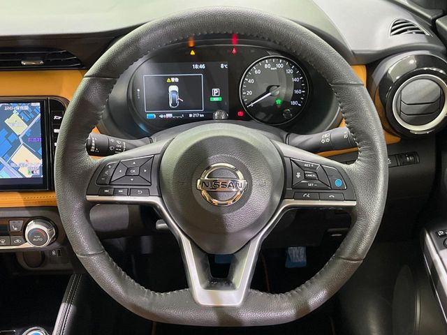 �y�����v�����X�e�A�����O�z�㎿�Ȋv���g�p���邱�ƂŁA��ɂ����������݂ƂĂ��^�]���₷���n���h���ł���