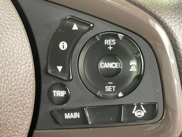 �y�A�_�v�e�B�u�N���[�Y�R���g���[���z�������H�ł̒��������s���y��!!�����ő��x��ۂN���[�Y�R���g���[�����A�Փˌy���V�X�e���ƘA�g���A�O���̎ԗ������m���ĎԊԂ�ۂ悤�ɑ��x���߂��Ă���܂�!!